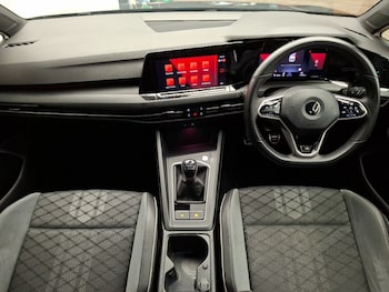 Used Volkswagen Golf 2022 for sale - 77761637: Photo