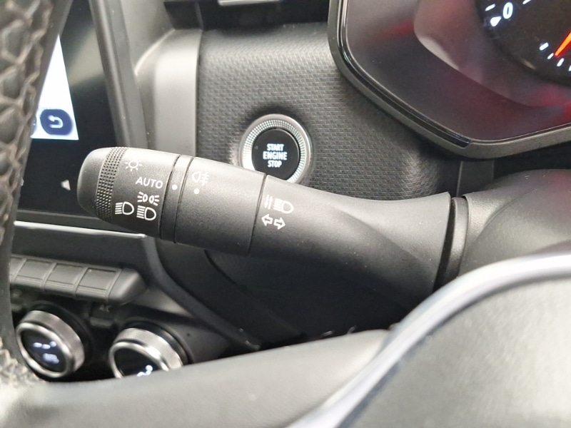 Used Renault Clio 2021 for sale - 76606305: Photo 16