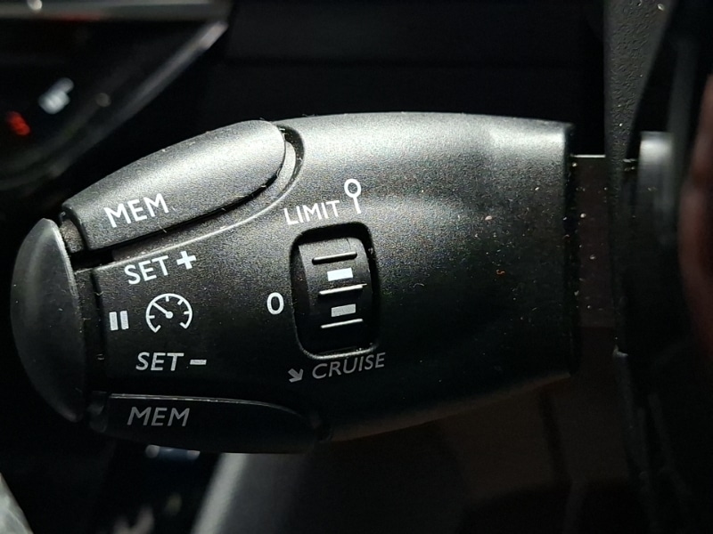 Used Peugeot 2008 2022 for sale - 78065895: Photo 17