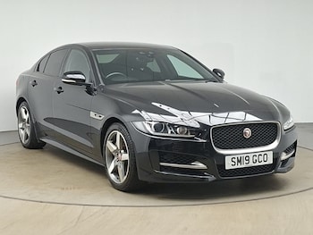 Used Jaguar XE 2019 for sale - 79382716: Photo