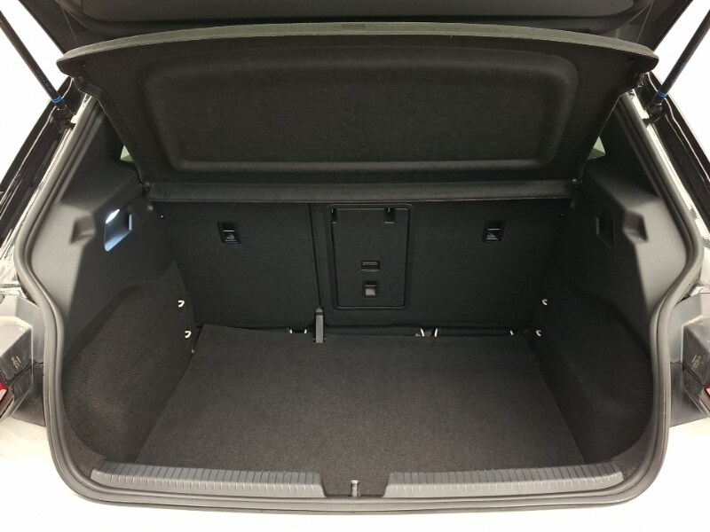 Used Volkswagen ID.3 2021 for sale - 77963880: Photo 8