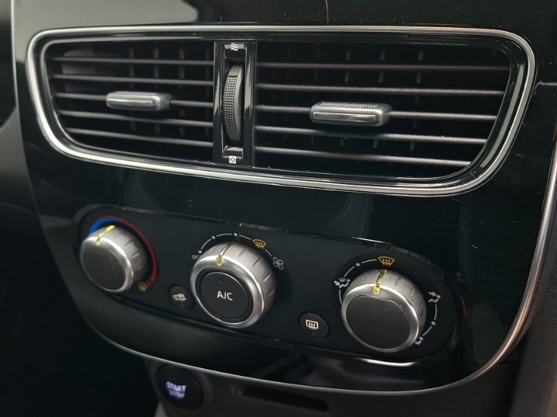 Used Renault Clio 2018 for sale - 77414263: Photo 14