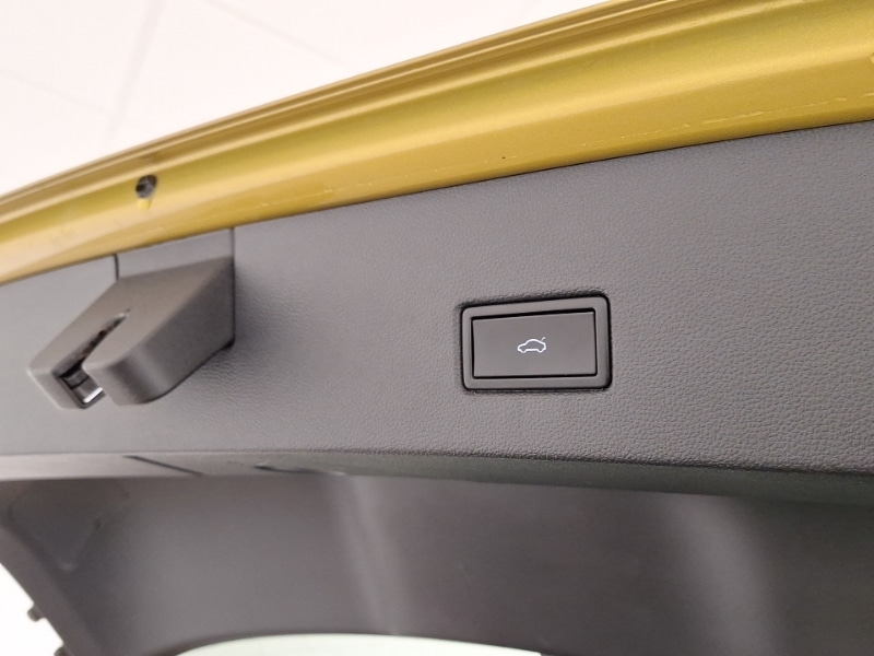 Used Volkswagen T-Roc 2018 for sale - 76418952: Photo 19