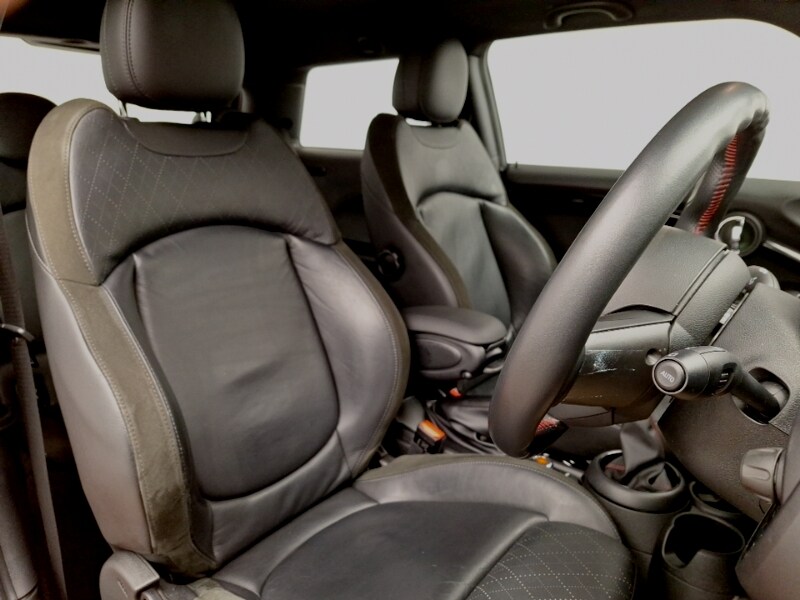 Used MINI Cooper 2019 for sale - 76543285: Photo 12