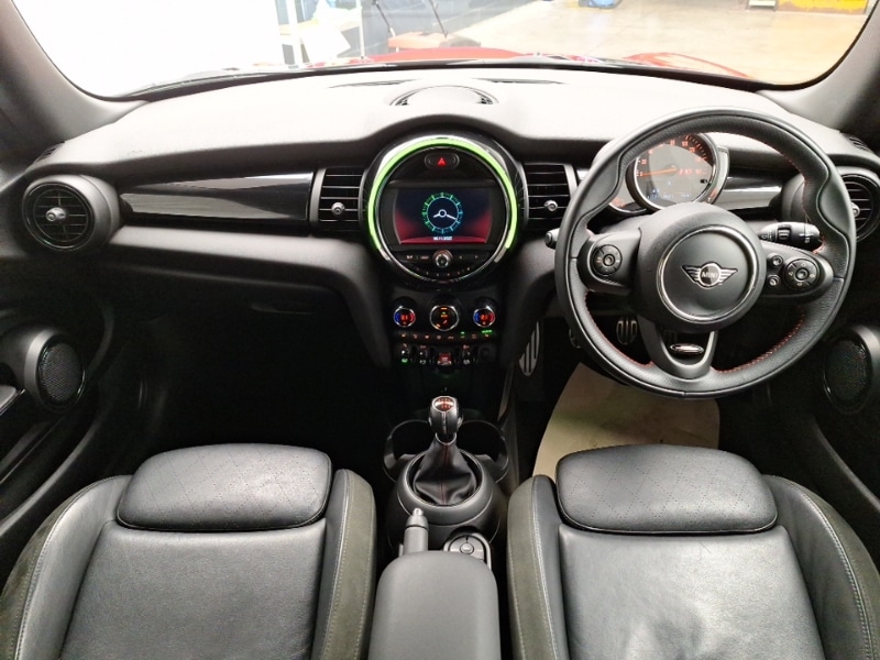Used MINI Cooper 2019 for sale - 76543285: Photo 2