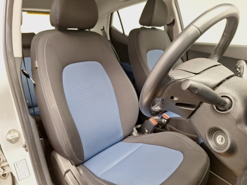 Used Hyundai i10 2014 for sale - 76987433: Photo 12