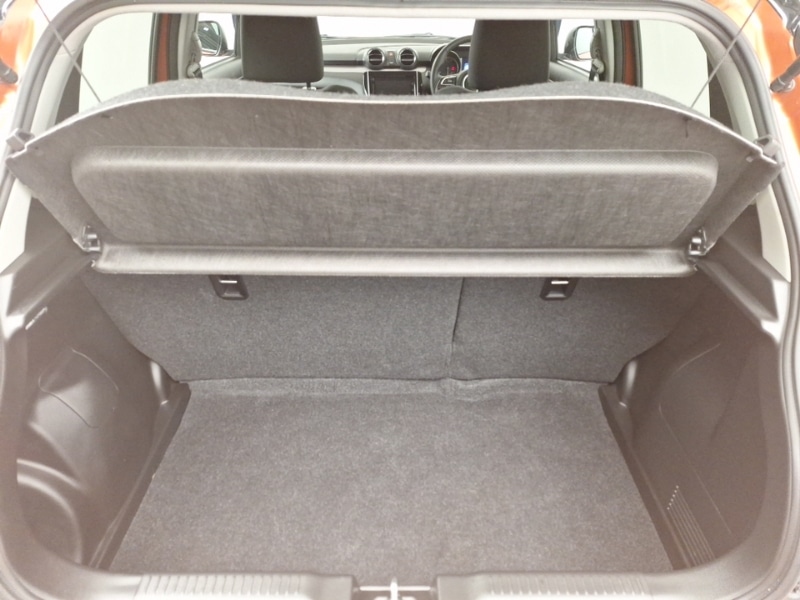 Used Suzuki Swift 2024 for sale - 76860518: Photo 8