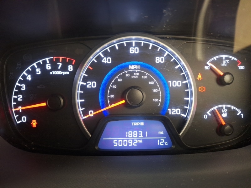 Used Hyundai i10 2017 for sale - 76885580: Photo 11