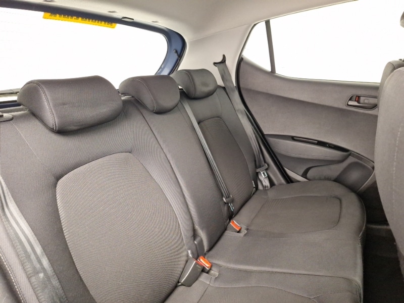 Used Hyundai i10 2017 for sale - 76885580: Photo 13