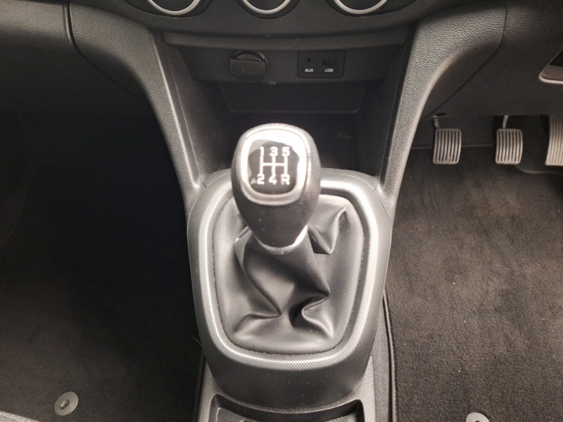 Used Hyundai i10 2017 for sale - 76885580: Photo 16