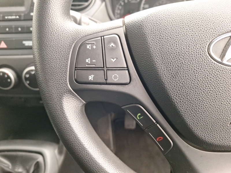 Used Hyundai i10 2017 for sale - 76885580: Photo 17