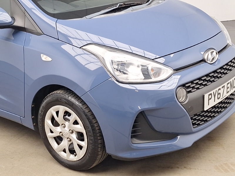 Used Hyundai i10 2017 for sale - 76885580: Photo 9