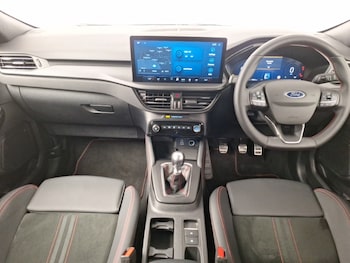 Used Ford Kuga 2025 for sale - 77066125: Photo