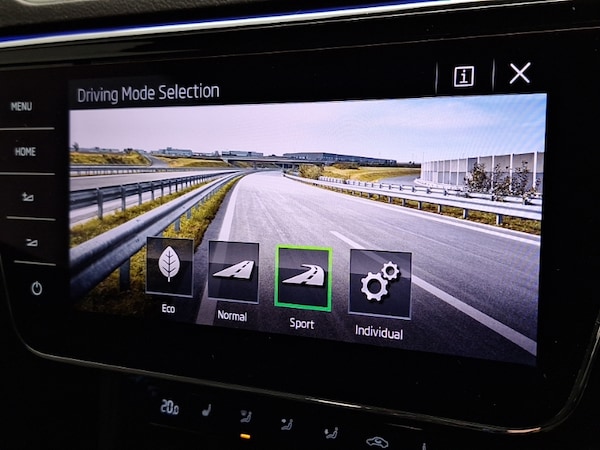 Used Skoda Superb 2020 for sale - 76221199: Photo 15