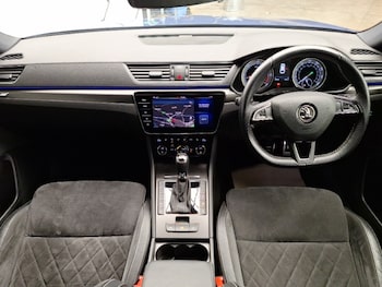 Used Skoda Superb 2020 for sale - 76221199: Photo 2