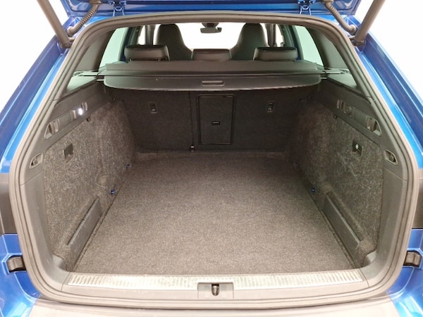 Used Skoda Superb 2020 for sale - 76221199: Photo 8