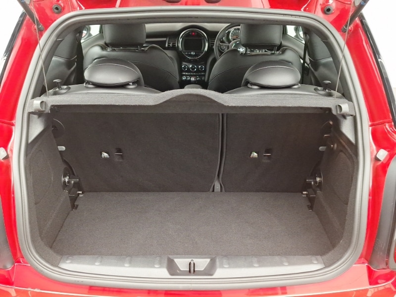 Used MINI Hatch 2019 for sale - 76707739: Photo 8