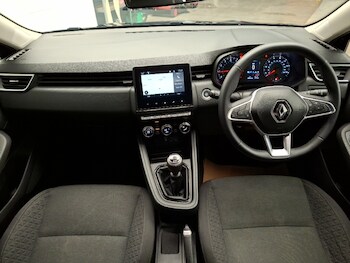 Used Renault Clio 2021 for sale - 78841798: Photo