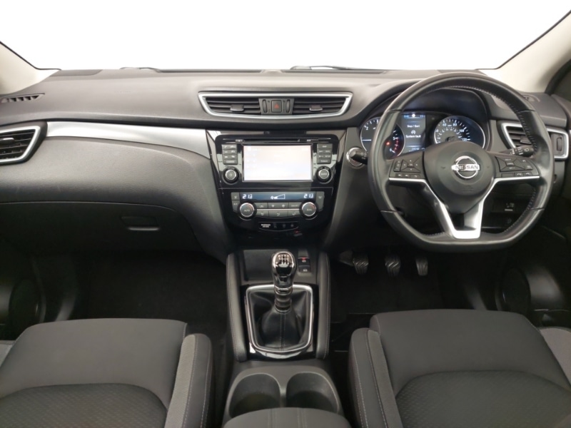 Used Nissan Qashqai 2018 for sale - 76602462: Photo 2