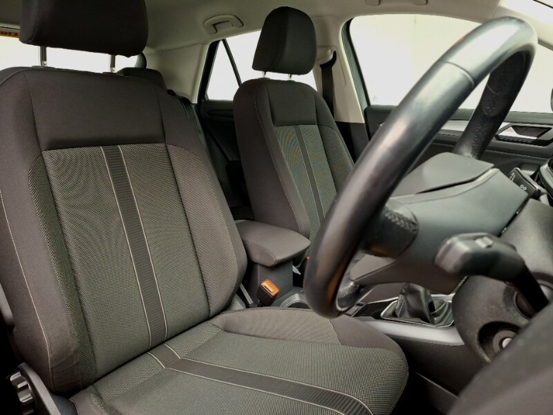 Used Volkswagen T-Roc 2023 for sale - 77716999: Photo 12