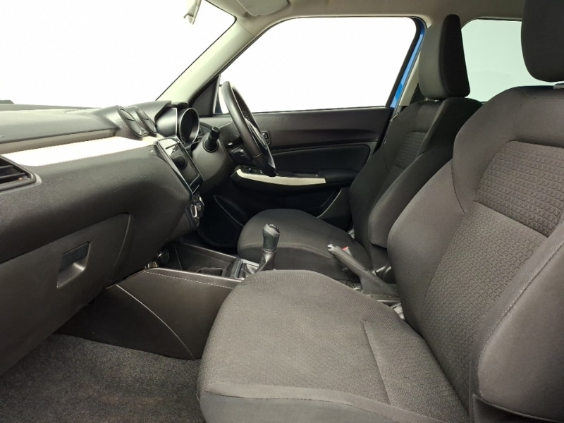 Used Suzuki Swift 2018 for sale - 77289966: Photo 5