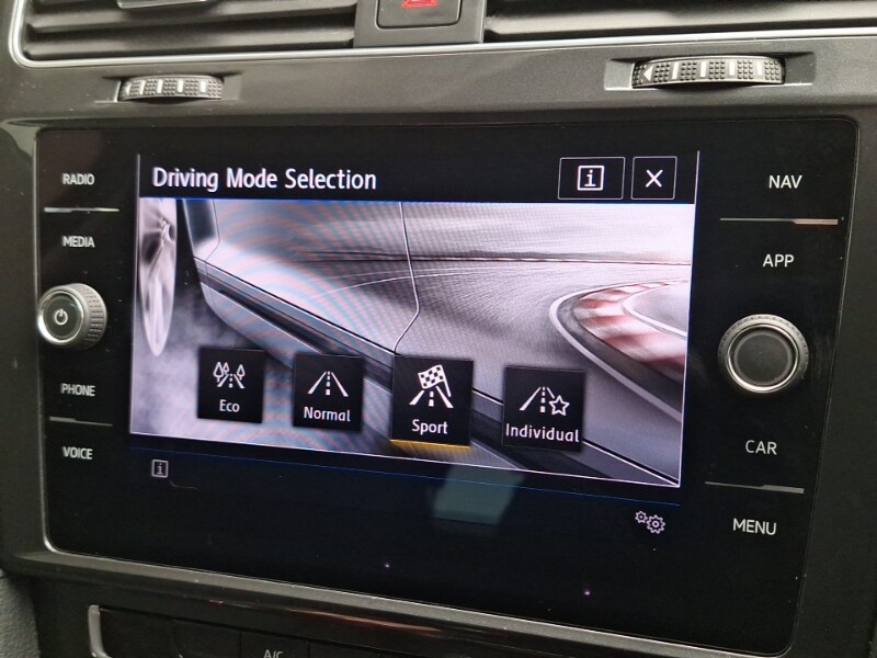 Used Volkswagen Golf 2019 for sale - 76493328: Photo 15