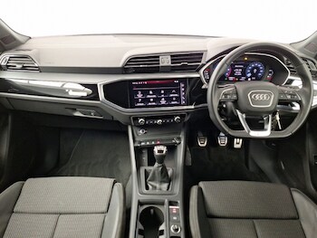 Used Audi Q3 2021 for sale - 75022591: Photo