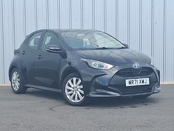 Used Toyota Yaris 2021 for sale - 79011389: Photo