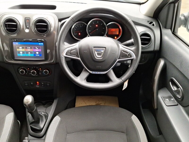 Used Dacia Sandero Stepway 2019 for sale - 76567132: Photo 7
