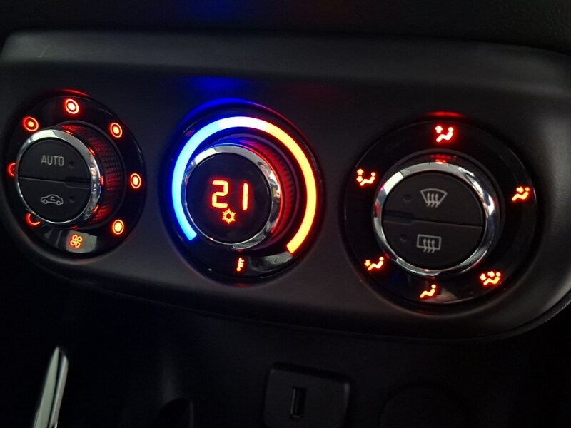 Used Vauxhall ADAM 2017 for sale - 78112965: Photo 16