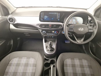 Used Hyundai i10 2024 for sale - 75633671: Photo
