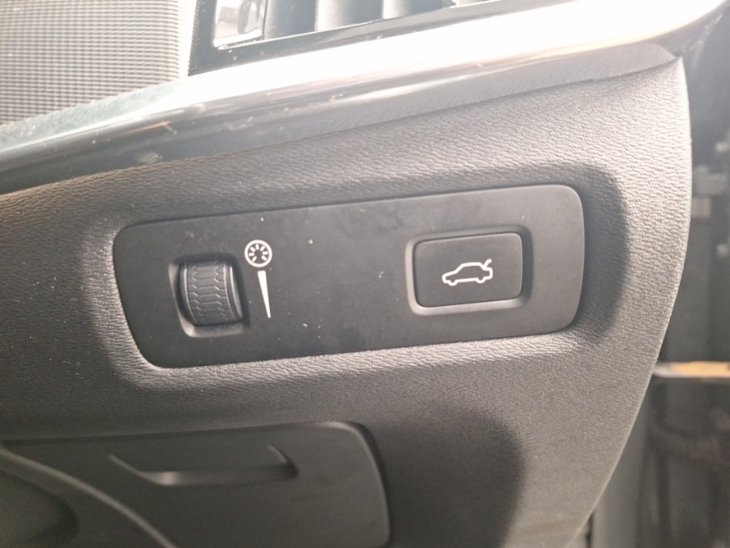 Used Volvo V90 2017 for sale - 76726255: Photo 13