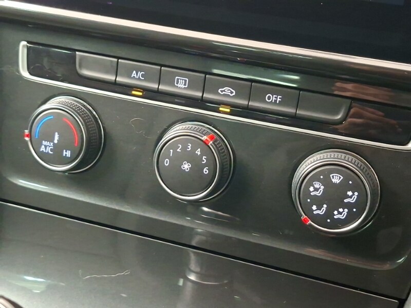 Used Volkswagen Golf 2020 for sale - 77847366: Photo 11