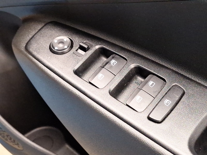 Used Hyundai i10 2023 for sale - 78125805: Photo 12