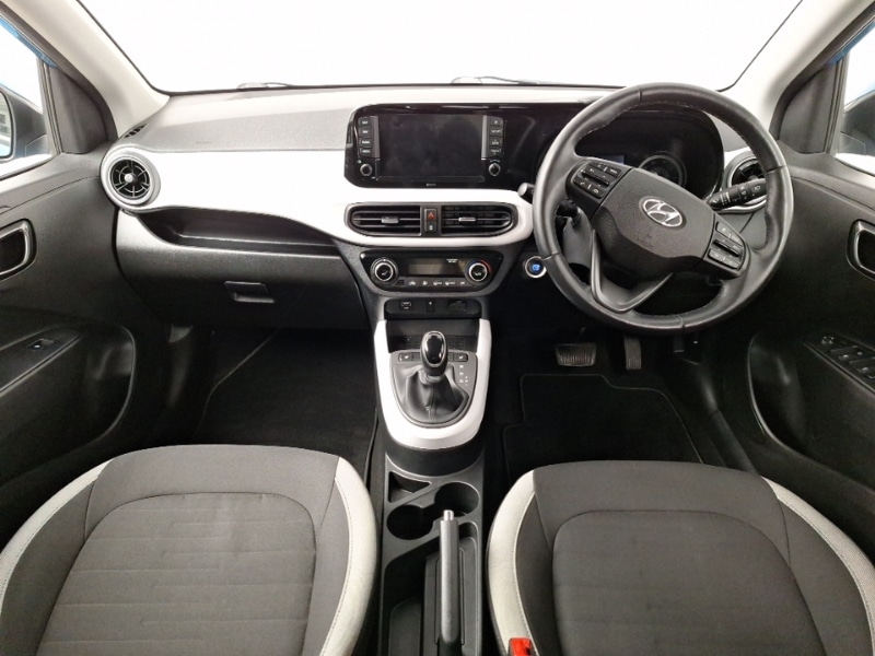 Used Hyundai i10 2023 for sale - 78125805: Photo 2