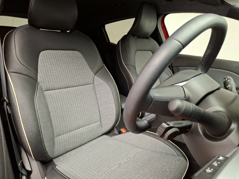 Used Renault Clio 2023 for sale - 77325305: Photo 12