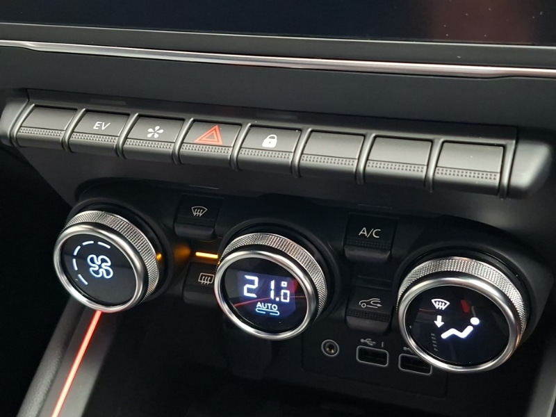 Used Renault Clio 2023 for sale - 77325305: Photo 13