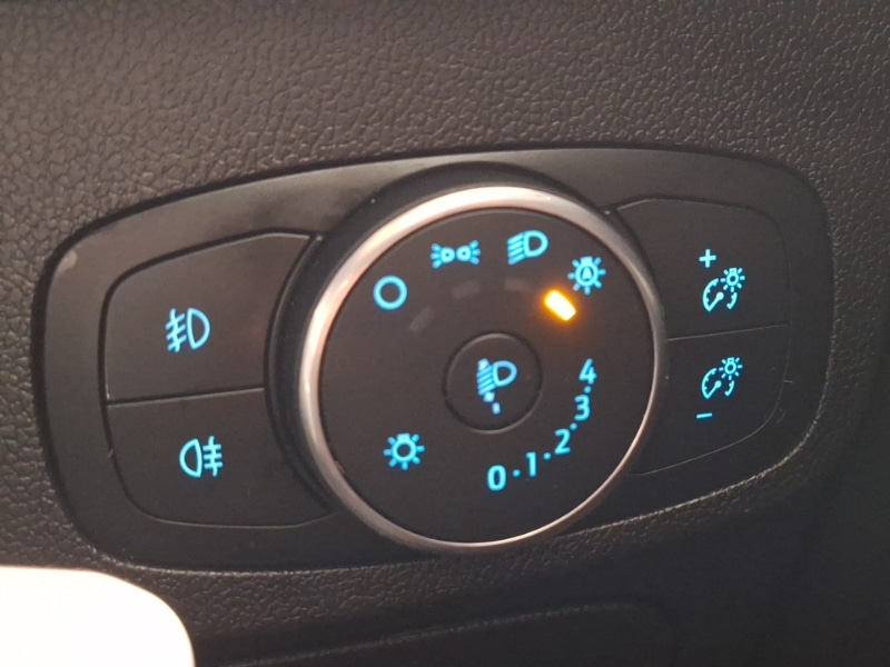 Used Ford Focus 2018 for sale - 76834276: Photo 14