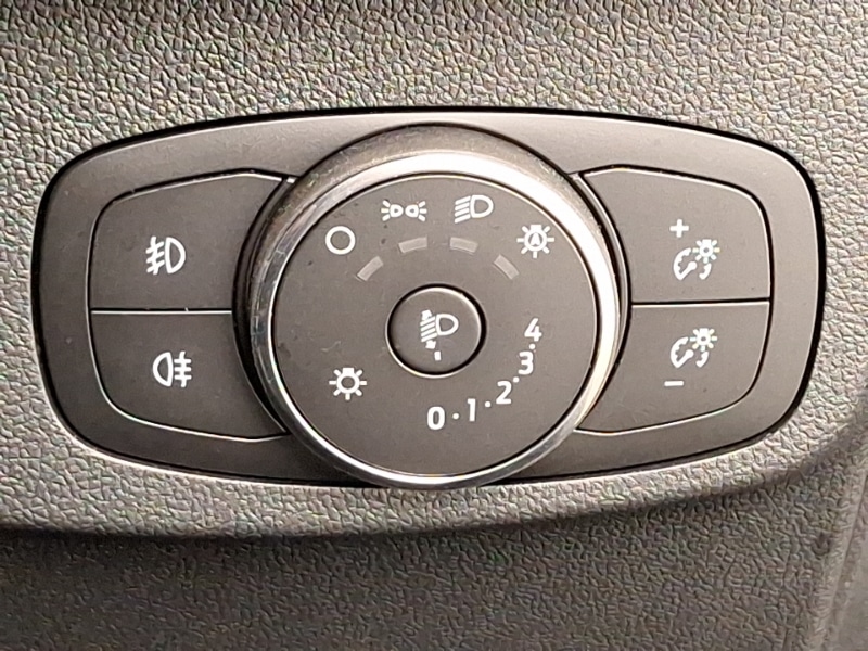 Used Ford Focus 2022 for sale - 76195601: Photo 16