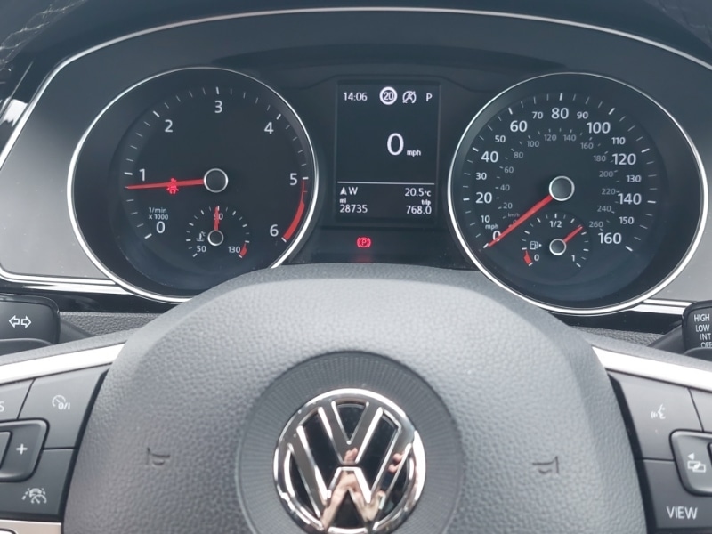 Used Volkswagen Passat 2020 for sale - 76373187: Photo 16