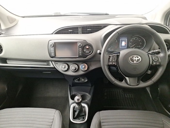 Used Toyota Yaris 2019 for sale - 78099134: Photo