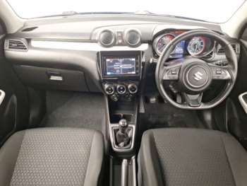 Used Suzuki Swift 2018 for sale - 75400078: Photo