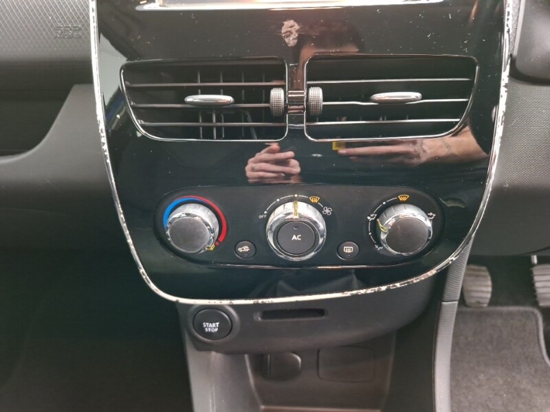 Used Renault Clio 2014 for sale - 77818441: Photo 15