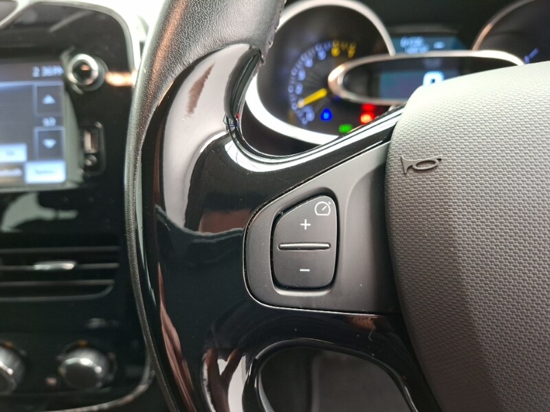 Used Renault Clio 2014 for sale - 77818441: Photo 16