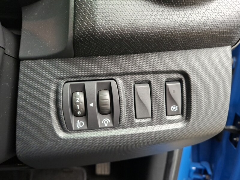 Used Renault Clio 2014 for sale - 77818441: Photo 18