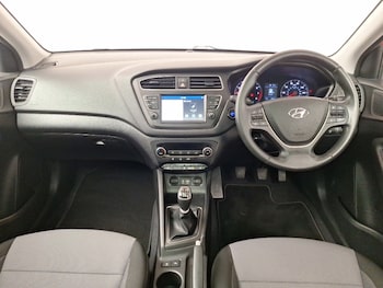 Used Hyundai i20 2019 for sale - 75633919: Photo
