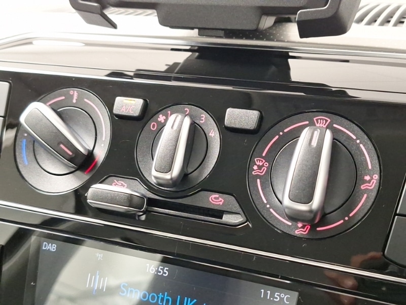 Used Volkswagen up! 2016 for sale - 77448253: Photo 10