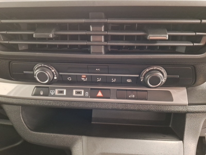 Used Vauxhall Vivaro 2024 for sale - 76947501: Photo 17