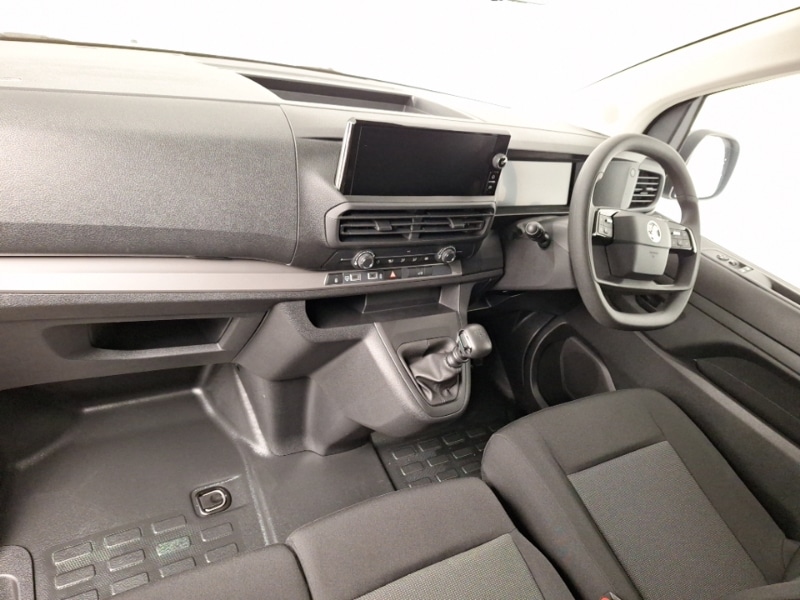 Used Vauxhall Vivaro 2024 for sale - 76947501: Photo 2