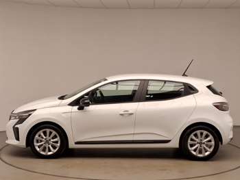 Used Renault Clio 2024 for sale - 74699055: Photo